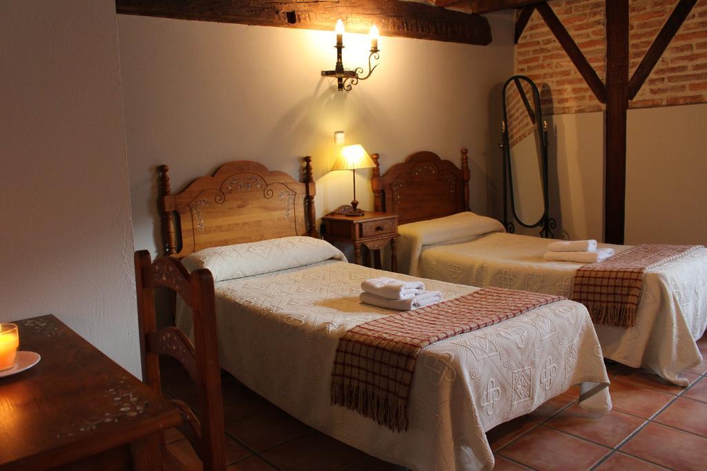 Casa rural La Toba I y II Bezana Exterior foto